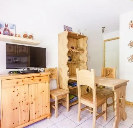 Balcon Des Pistes Ле дез Альп