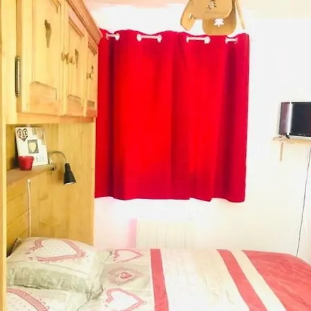 Balcon Des Pistes Ле дез Альп